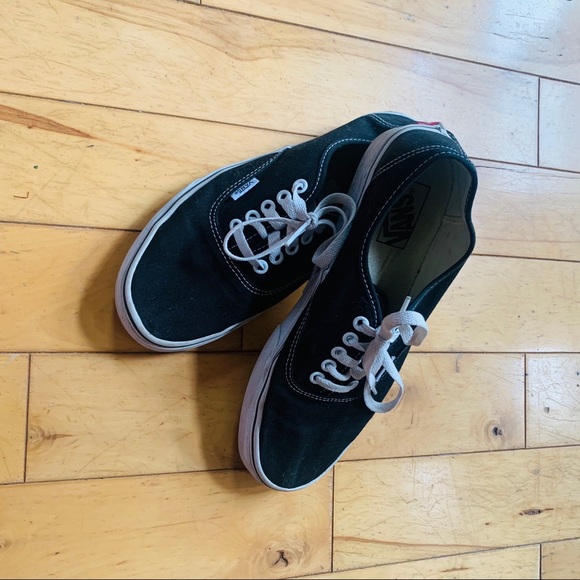 Vans Shoes - Vans Authentic Old Skool Lace Up Skate Shoes EUC